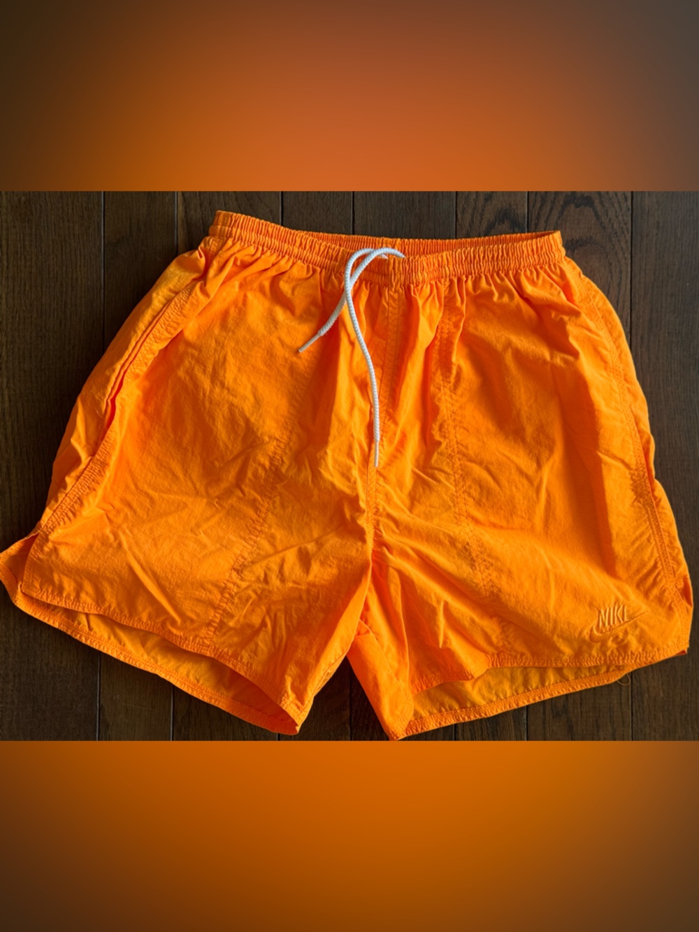 Vintage 90s NIKE Nylon Running Shorts - Lined - 4” inseam - Orange 

Men’s S